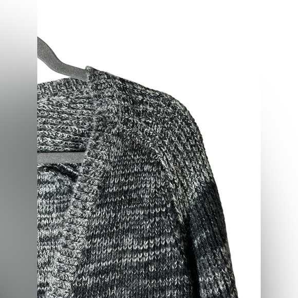 Daisy Fuentes Women’s Cardigan Small Black Gray Ombre Button Front Knit Sweater - Picture 2 of 7